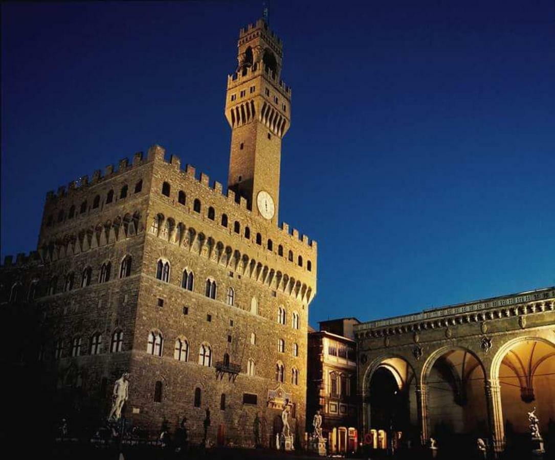 Luxury Apartment In City Center Firenze Bagian luar foto